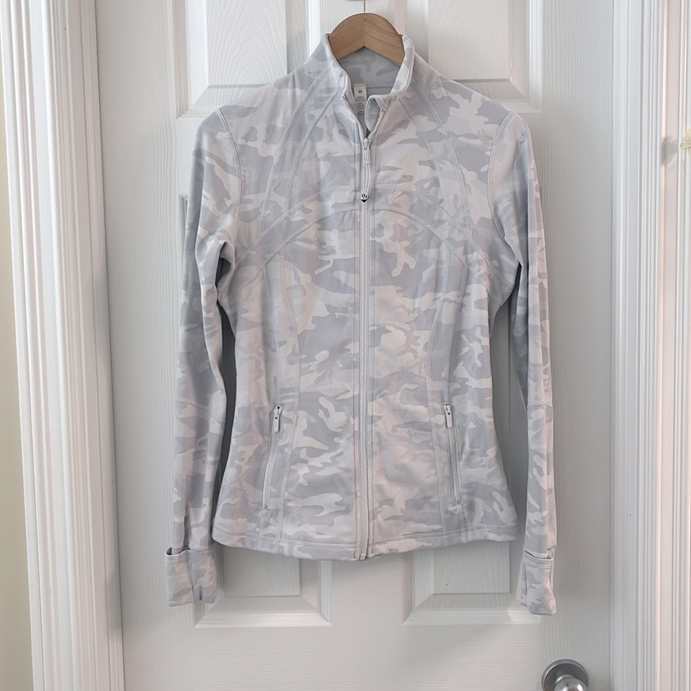 Lululemon define jacket, light purple camo, size 10